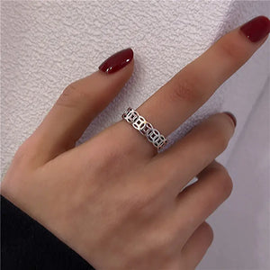 Simple Vintage Women's Ring