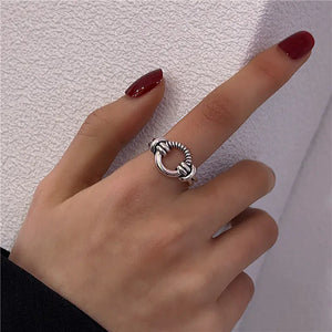 Simple Vintage Women's Ring